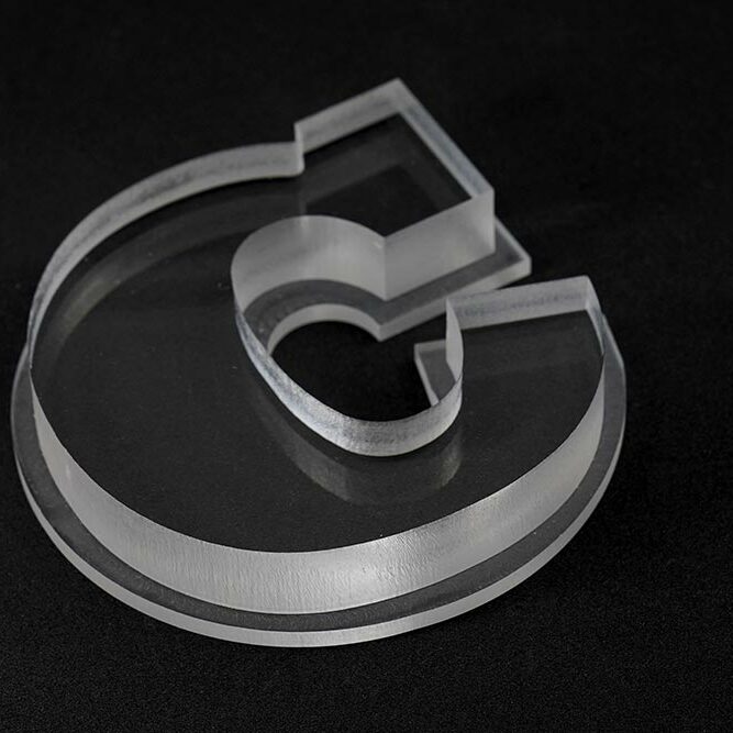 découpe lettrage PMMA enseigne aquitaine bordeaux