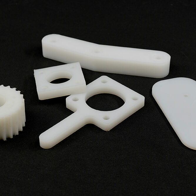 découpe pièces plastique aquitaine bordeaux